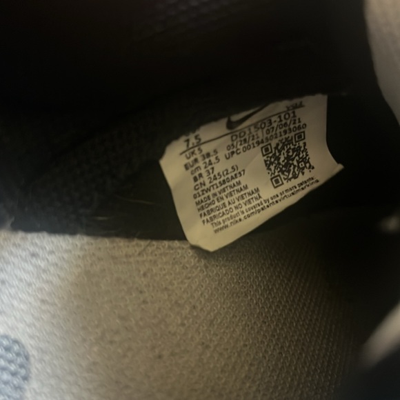 Panda dunks - Picture 2 of 10